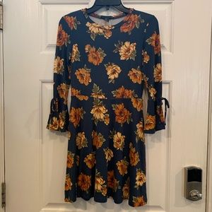 Blue forever 21 floral pattern dress